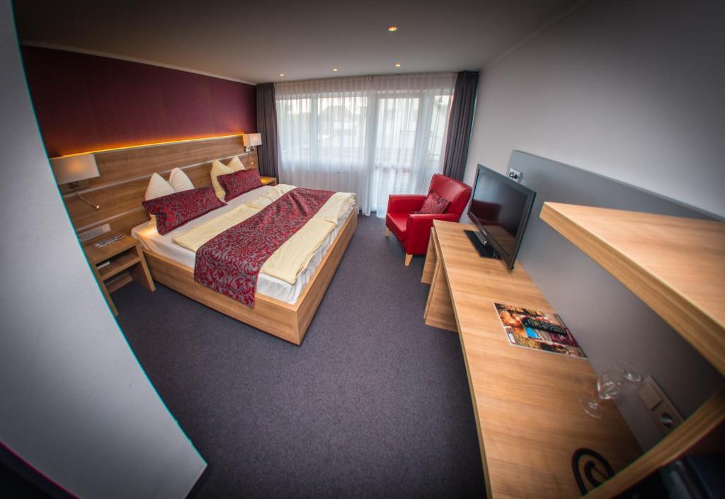 Hotel Hellers Krug Holzminden Habitación foto