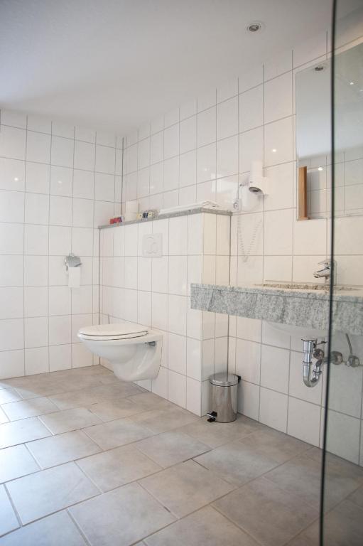 Hotel Hellers Krug Holzminden Habitación foto
